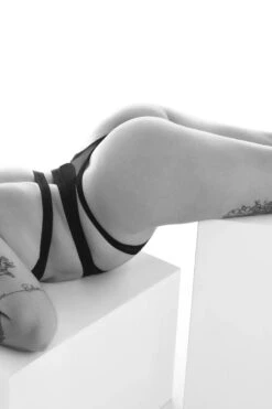 Rolling Linger Bottoms - Black -Radd Pole Wear Shop 16 7 5 539 hplingerpretacrop1