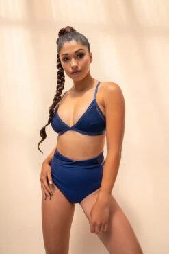 Lunalae Daisy Top - Recycled Navy 13 Lunalae Daisy Top - Recycled Navy -Radd Pole Wear Shop 2021101 LunaLae0391