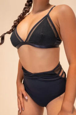 Lunalae Daisy Top - Recycled Black 17 Lunalae Daisy Top - Recycled Black -Radd Pole Wear Shop 2021101 LunaLae1748