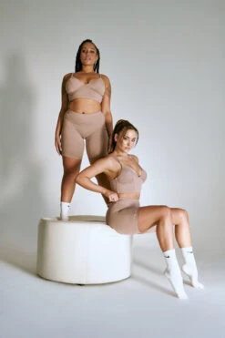 CXIX LuxLounge Triangle Top - Taupe 22 CXIX LuxLounge Triangle Top - Taupe -Radd Pole Wear Shop 21 04 22Creatures 60