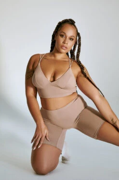 CXIX LuxLounge Triangle Top - Taupe 17 CXIX LuxLounge Triangle Top - Taupe -Radd Pole Wear Shop 21 04 22Creatures 6 3f2665e7 18fb 43d8 b80f a6d53753a2a1