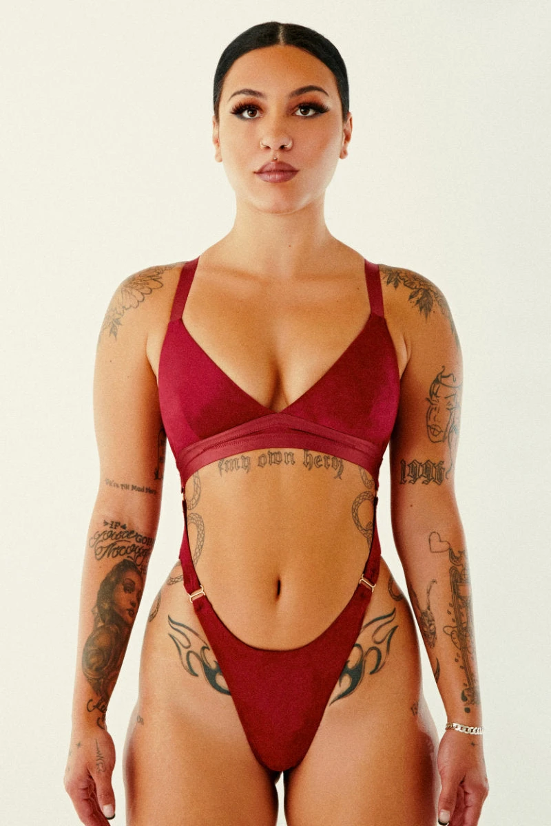 CXIX Aphrodite Bodysuit - Maroon Suede 5 CXIX Aphrodite Bodysuit - Maroon Suede - Image 3