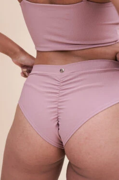 Lunalae Low Waist Shorts - Ribbed Blush Taupe 9 Lunalae Low Waist Shorts - Ribbed Blush Taupe -Radd Pole Wear Shop 221011 LunaLae 04 0185