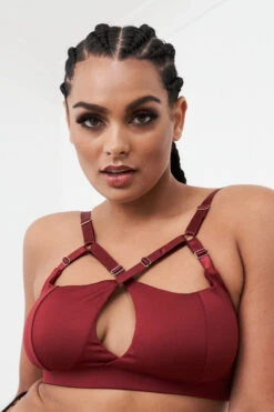 Lunalae Hannah Top - Recycled Burgundy 10 Lunalae Hannah Top - Recycled Burgundy -Radd Pole Wear Shop 221011 LunaLae 49 1980