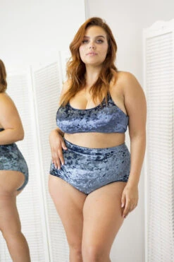 Lunalae Delphine Top - Gunmetal Velvet 14 Lunalae Delphine Top - Gunmetal Velvet -Radd Pole Wear Shop 6R7A7736