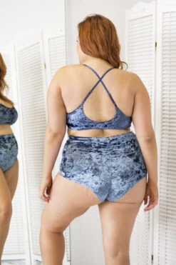 Lunalae Delphine Top - Gunmetal Velvet 15 Lunalae Delphine Top - Gunmetal Velvet -Radd Pole Wear Shop 6R7A7754 aaafc8f0 0d0e 4fee a4d9 e91355bf2441