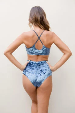 Lunalae Delphine Top - Gunmetal Velvet 17 Lunalae Delphine Top - Gunmetal Velvet -Radd Pole Wear Shop 6R7A8002 7ad66096 52cf 46dd bf68 8b1840cf8714