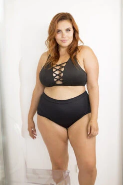 Lunalae High Waist Shorts - Black -Radd Pole Wear Shop 6R7A8484