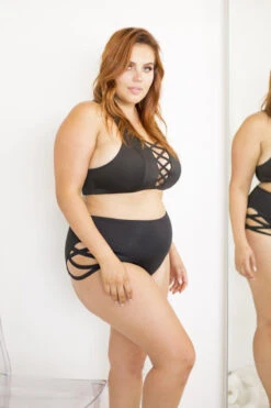 Lunalae Alexi Top - Black 15 Lunalae Alexi Top - Black -Radd Pole Wear Shop 6R7A8510 1