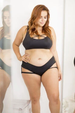 Lunalae Lure You Low-Rise Garter Shorts - Black 16 Lunalae Lure You Low-Rise Garter Shorts - Black -Radd Pole Wear Shop 6R7A8551