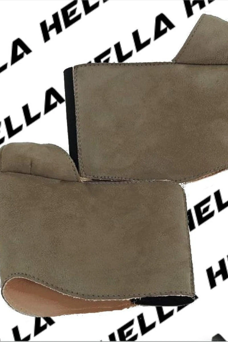 Hella Heels Classique Shoe Protector - Dusky 3 Hella Heels Classique Shoe Protector - Dusky