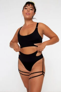 Nona Perkasa Gladiolus Bottoms - Black 13 Nona Perkasa Gladiolus Bottoms - Black -Radd Pole Wear Shop Gladiolusblack02