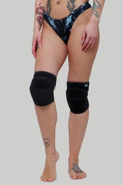 CXIX Velcro Kneepads - Black Panther 13 CXIX Velcro Kneepads - Black Panther -Radd Pole Wear Shop IMG 1774 LOW