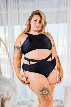 Chantay Polewear Pretzel 2-way Top - Noir 15 Chantay Polewear Pretzel 2-way Top - Noir -Radd Pole Wear Shop IMG 2602