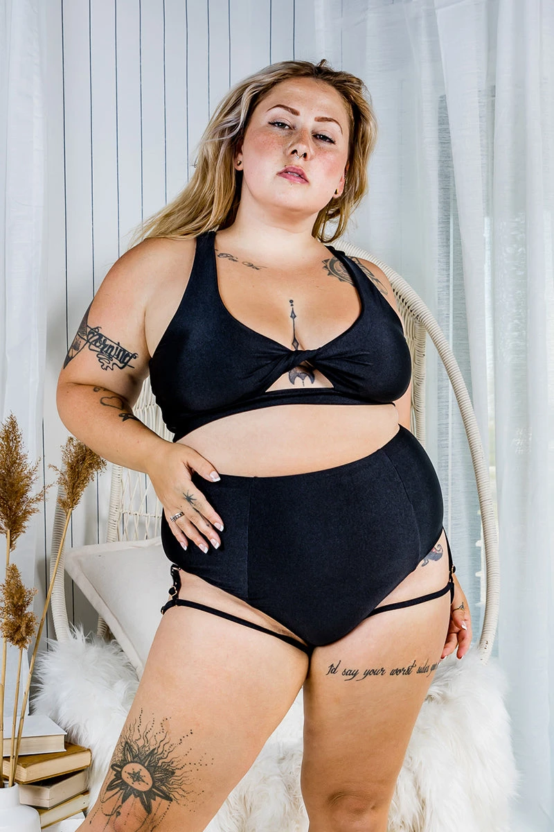 Chantay Polewear Wildbird Shorts - Noir 5 Chantay Polewear Wildbird Shorts - Noir - Image 3