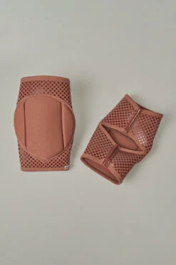 Queen Grippy Kneepads - Mocha 14 Queen Grippy Kneepads - Mocha -Radd Pole Wear Shop Mocha