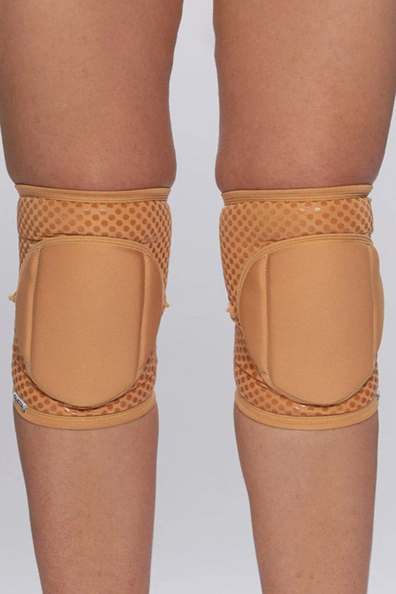 Queen Grippy Kneepads - Caramel 5 Queen Grippy Kneepads - Caramel - Image 3