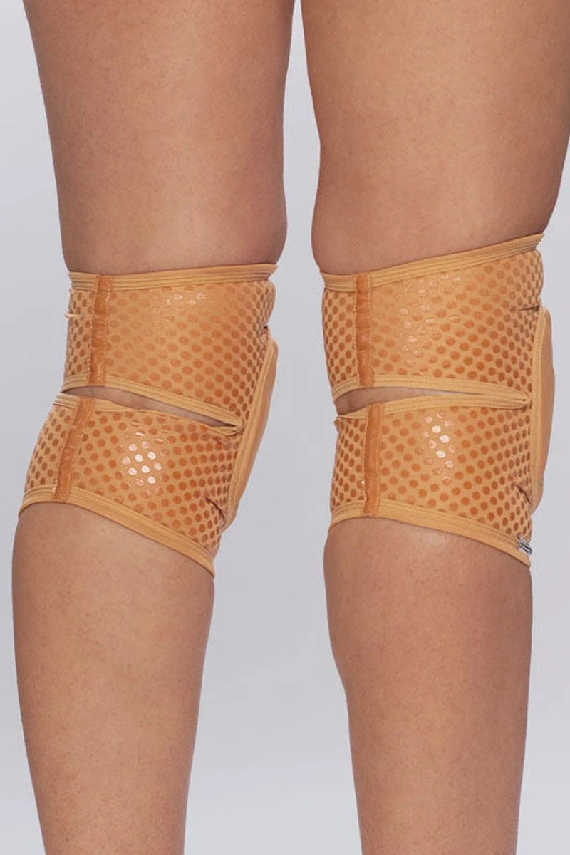 Queen Grippy Kneepads - Caramel 4 Queen Grippy Kneepads - Caramel - Image 2