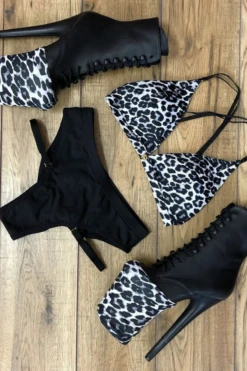 Lunalae Shoe Covers - Grey Leopard 7 Lunalae Shoe Covers - Grey Leopard -Radd Pole Wear Shop Screenshot2021 09 17at10.14.32 849ee072 5e21 4842 8e7f ce893b30ac9c