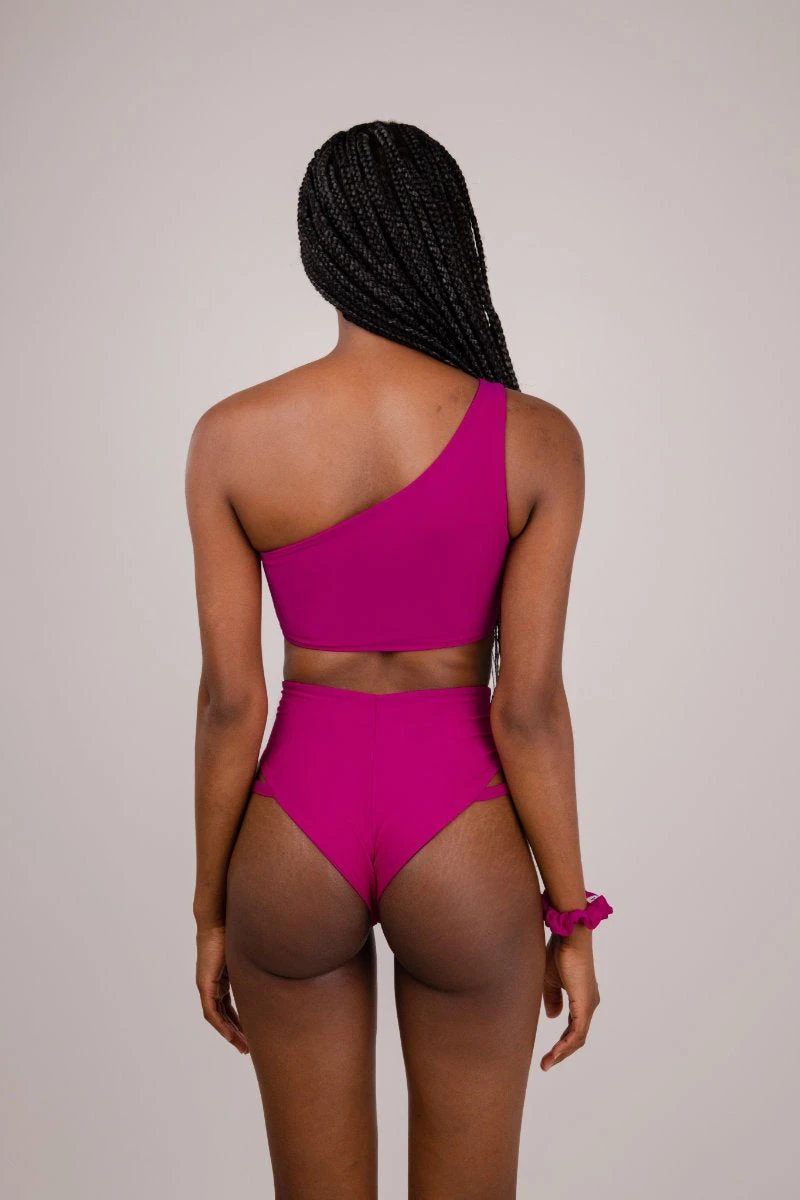 FANNA Flow Shorts - Rouge 4 FANNA Flow Shorts - Rouge - Image 2